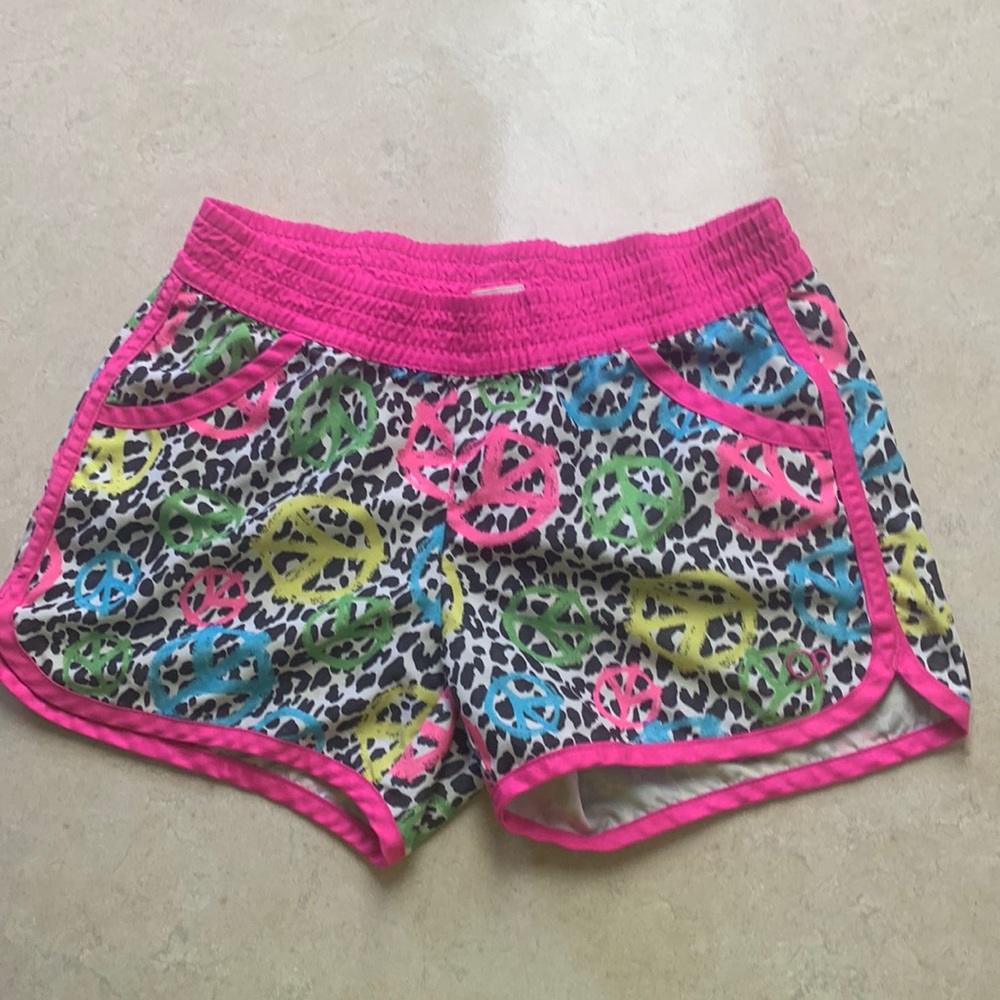 Pink peace shorts